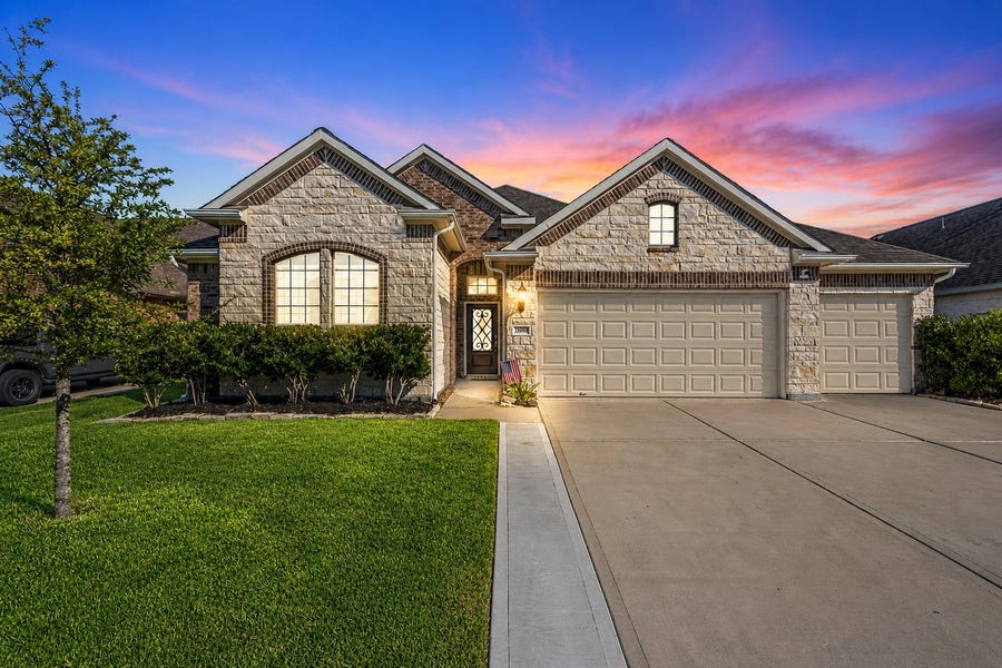 Property photo for 25008 Calais New Court Lane, Kingwood, TX