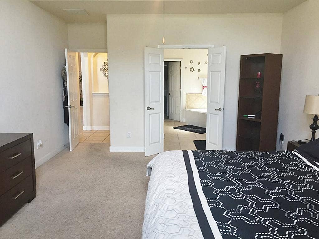 20914 Bright Lake Bend Court, Richmond, TX 77407 Master has plenty of space for king size and over-sized king furniture.