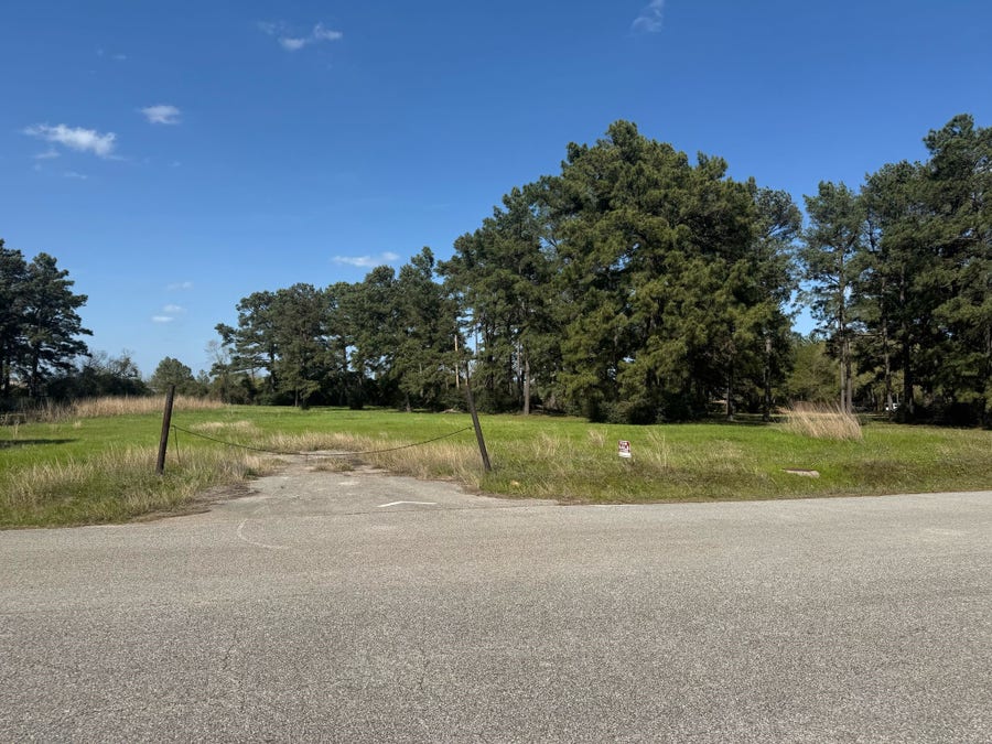 Property photo for 803 Lizzie Lane, Tomball, TX