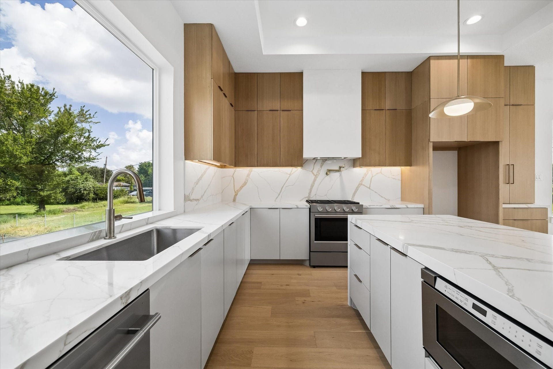 1220 Gregg Street, Houston, TX 77020 1220 Gregg Street, Houston, TX 77020