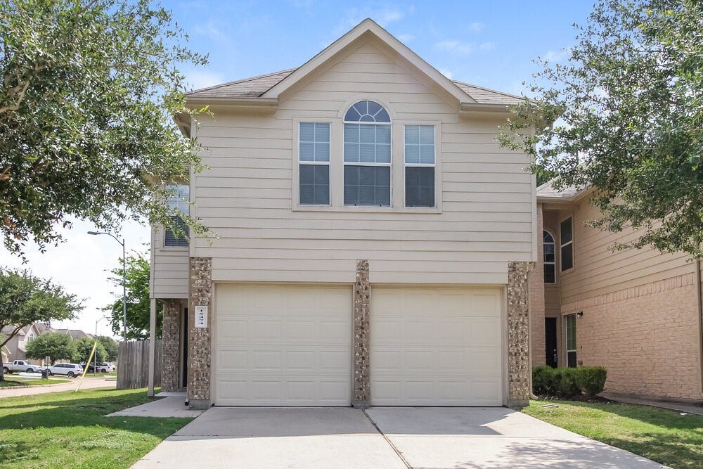 15474 Bammel Oaks Court, Houston, TX 77014 15474 Bammel Oaks Court, Houston, TX 77014