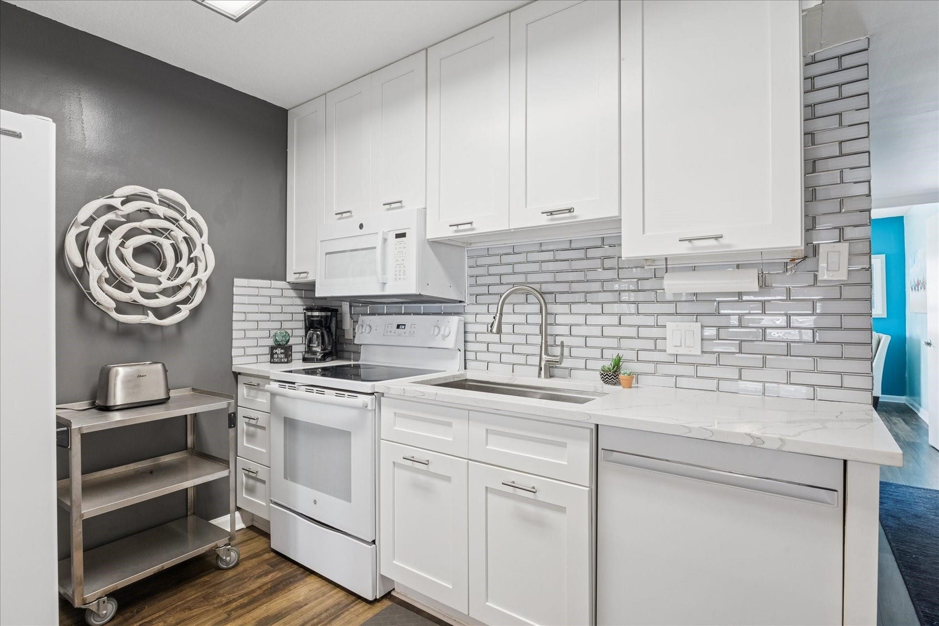 1330 Coral Way, Tiki Island, TX 77554 Kitchen