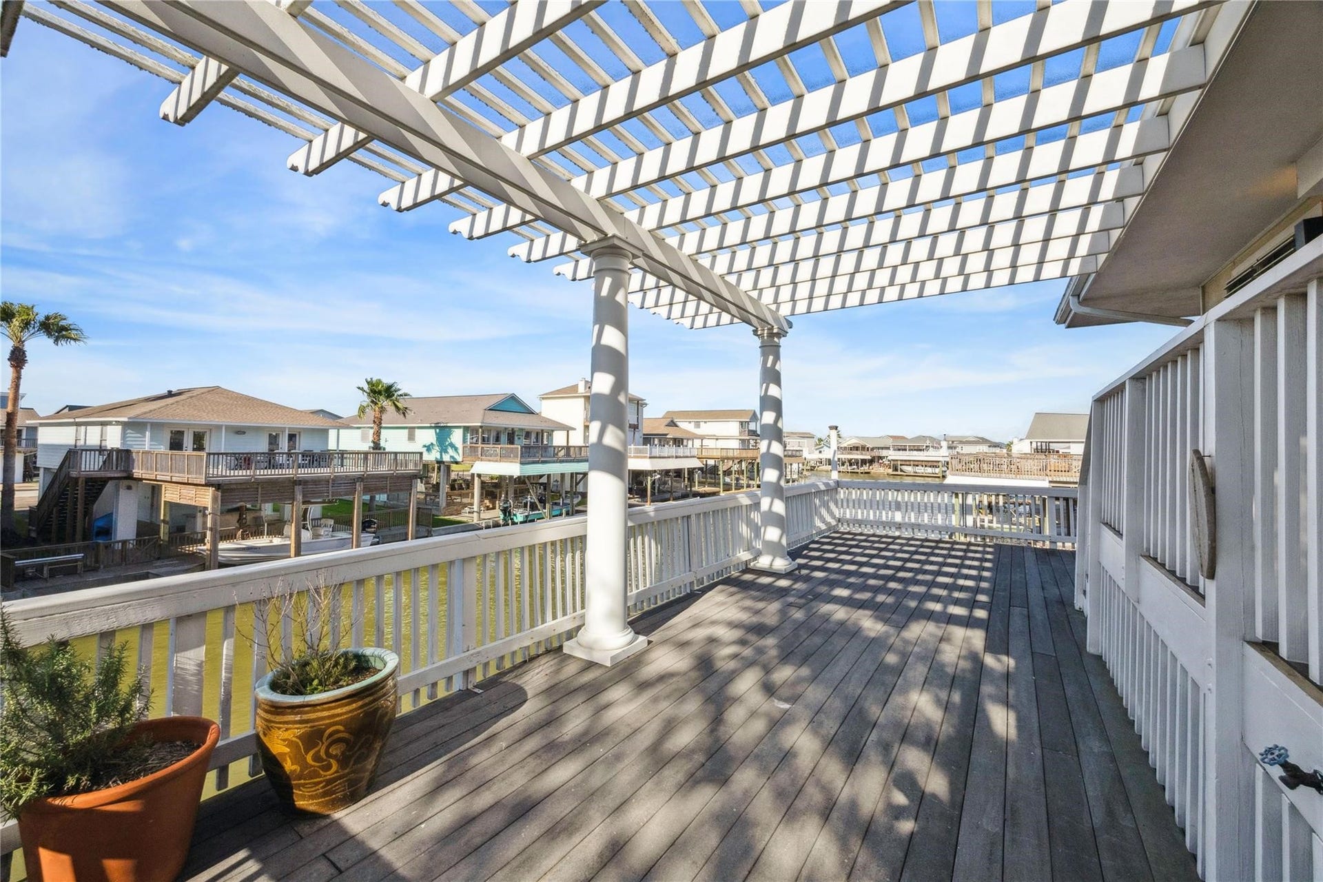 1330 Coral Way, Tiki Island, TX 77554 Deck from living area