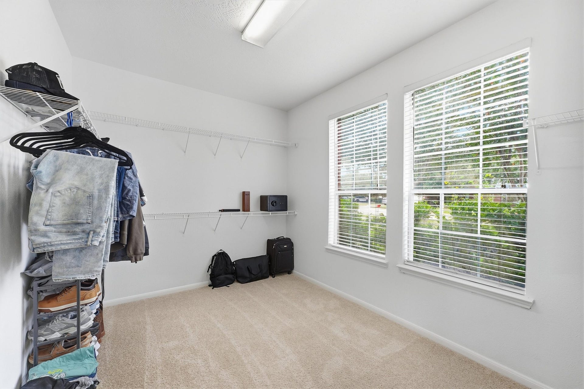 15107 Heron Meadow Lane, Cypress, TX 77429 LARGE master closet