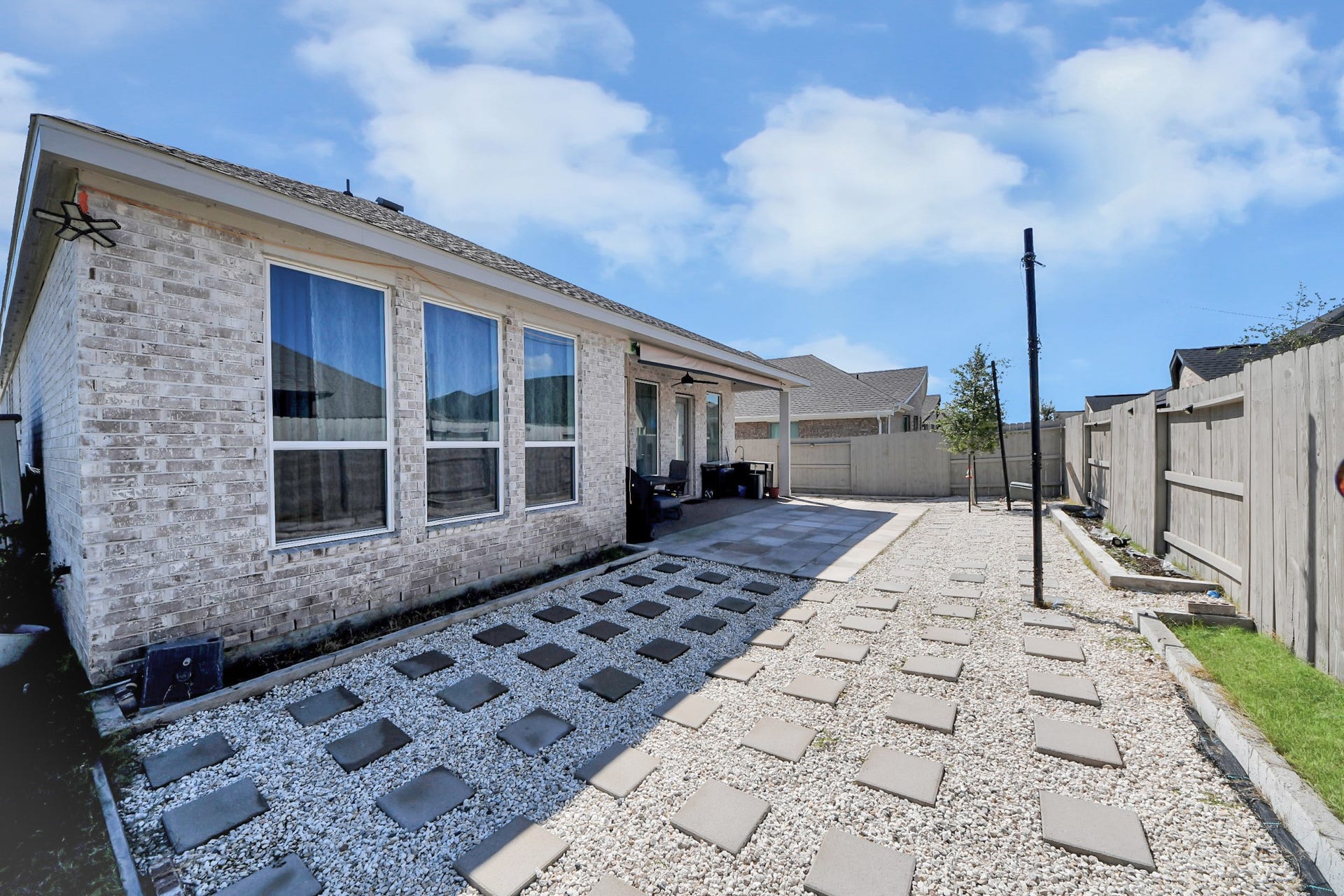 2443 Honeyberry Shrub Drive, Manvel, TX 77578 2443 Honeyberry Shrub Drive, Manvel, TX 77578