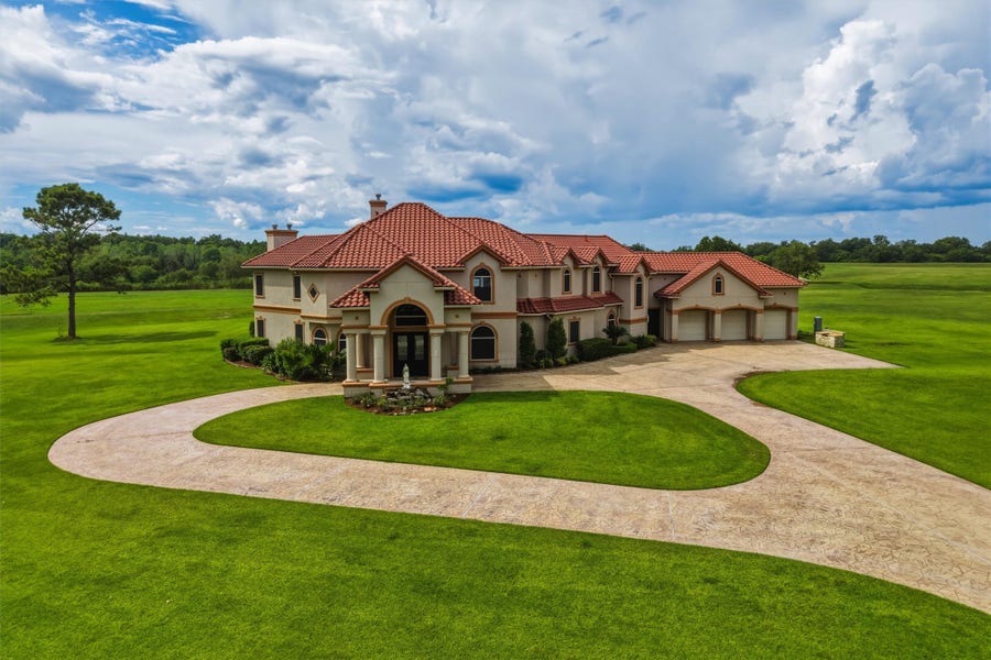 Property photo for 2702 DRS Drive, Richmond, TX