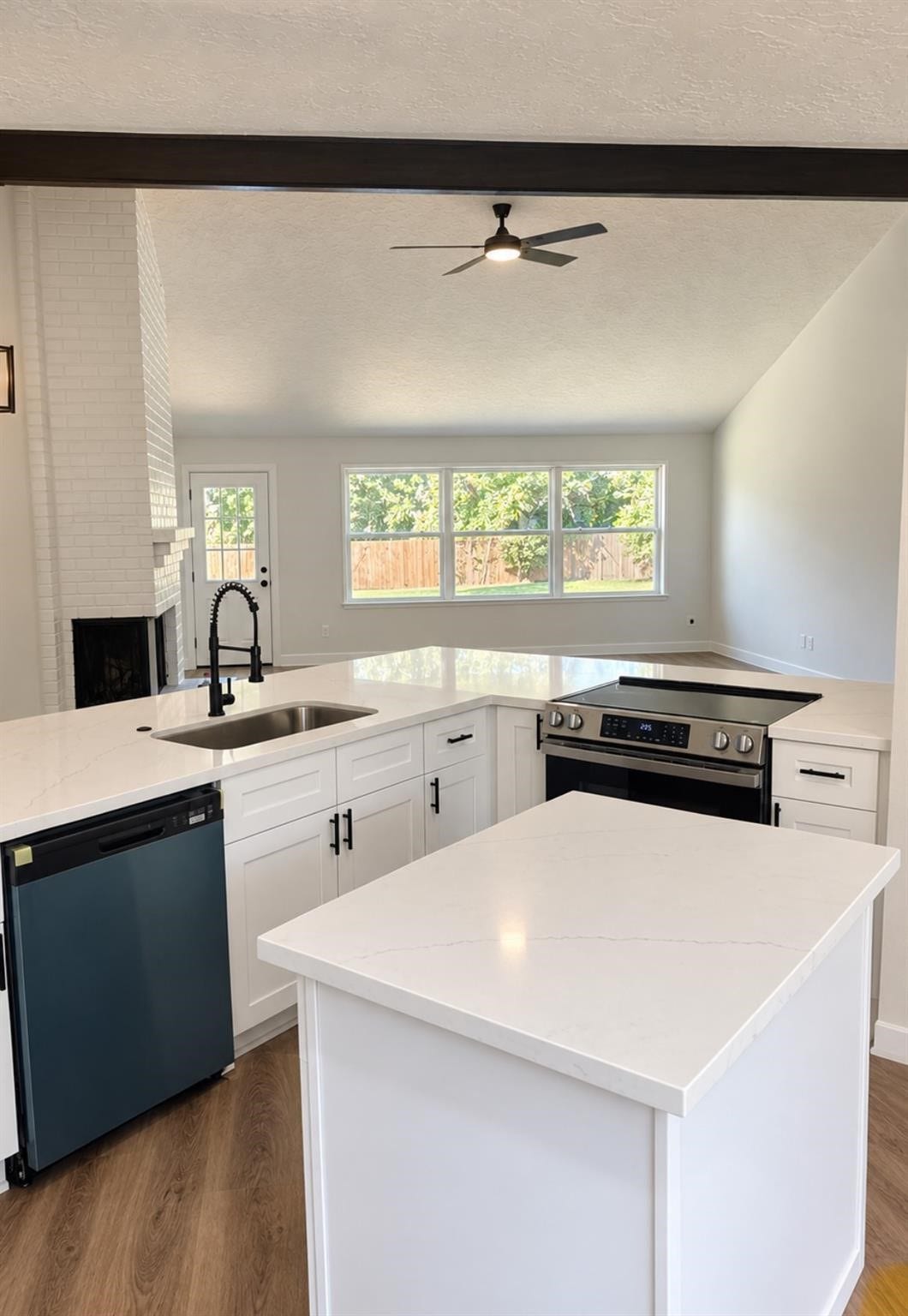 606 Old Colony Drive, Richmond, TX 77406