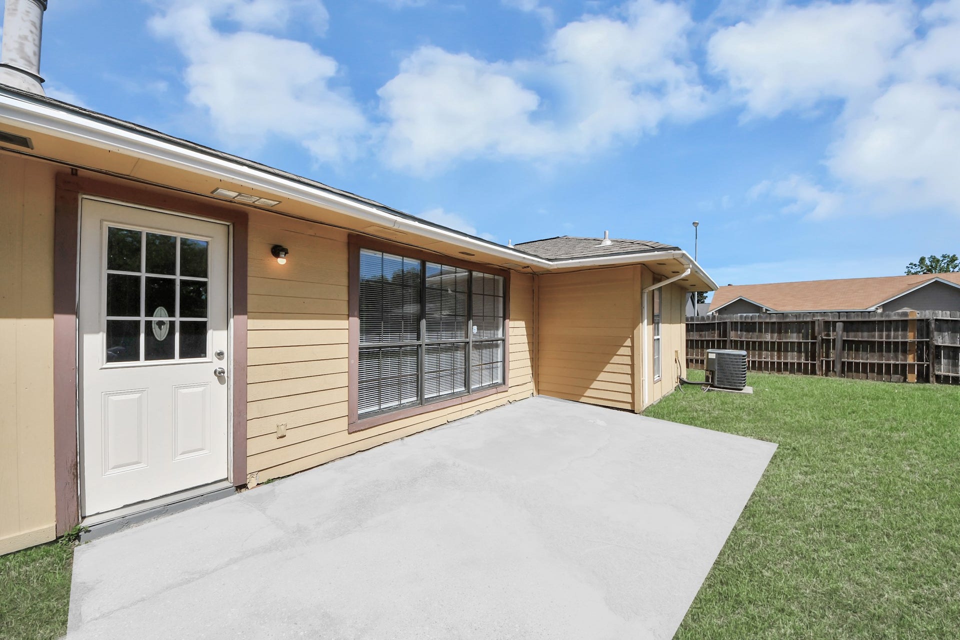 3607 Cheaney Drive, Houston, TX 77066