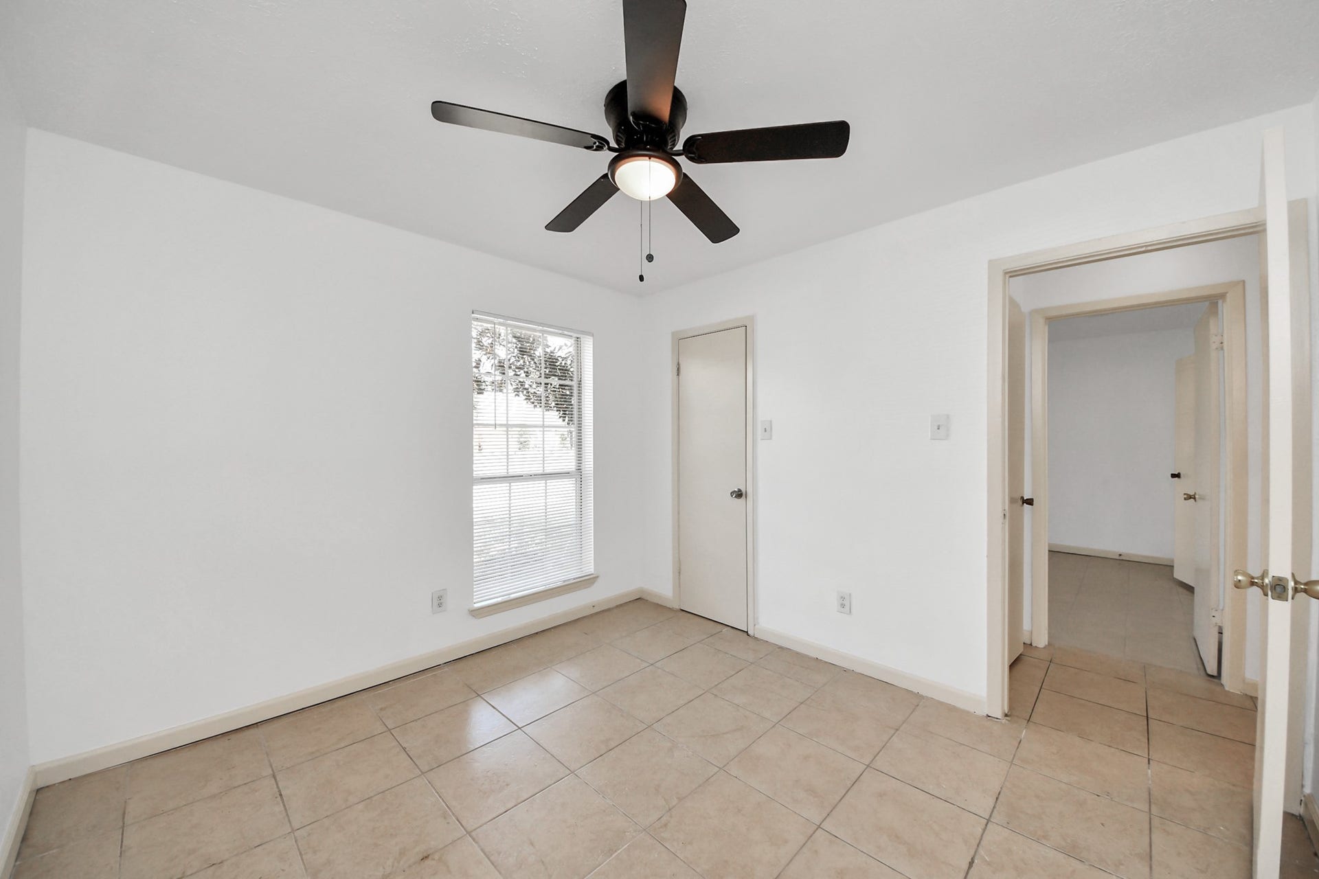 3607 Cheaney Drive, Houston, TX 77066