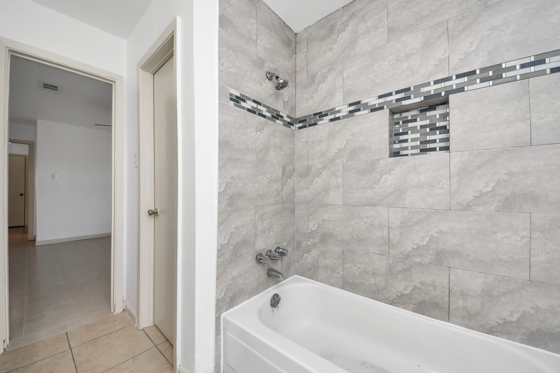 3607 Cheaney Drive, Houston, TX 77066