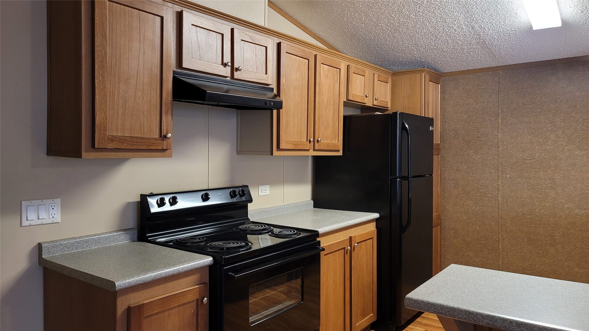 23807 Brushy Oaks Street, Hockley, TX 77447 kitchen appliances