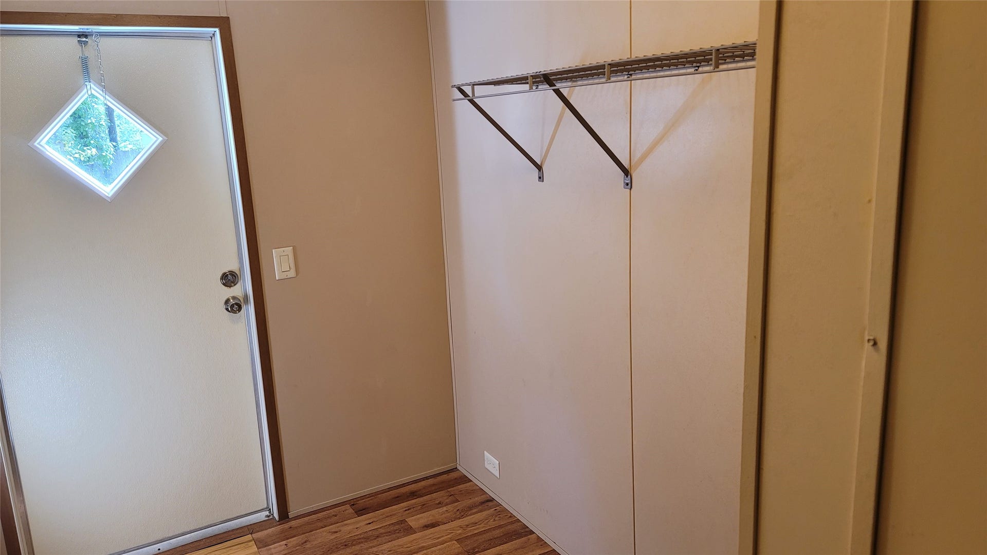 23807 Brushy Oaks Street, Hockley, TX 77447 Spacious laundry room