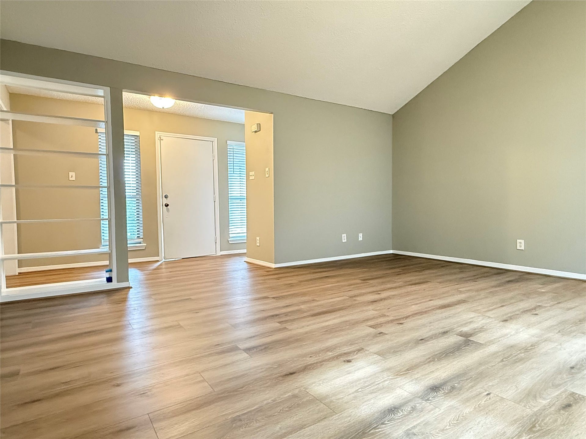 3022 Mosby Drive, Sugar Land, TX 77479 3022 Mosby Drive, Sugar Land, TX 77479