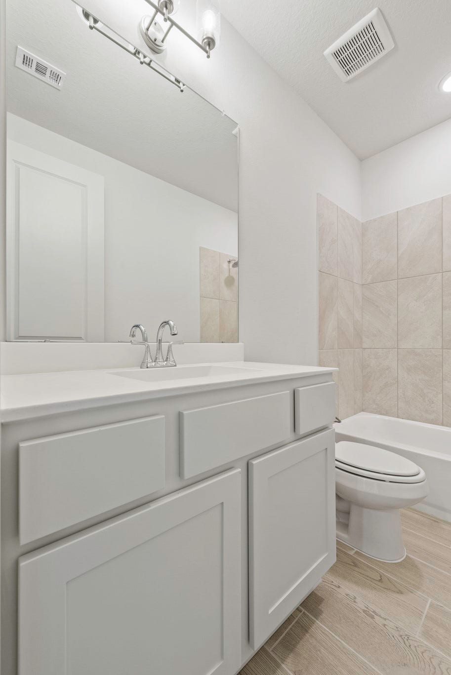 26626 West Skylight Brook Circle, Montgomery, TX 77316 26626 West Skylight Brook Circle, Montgomery, TX 77316