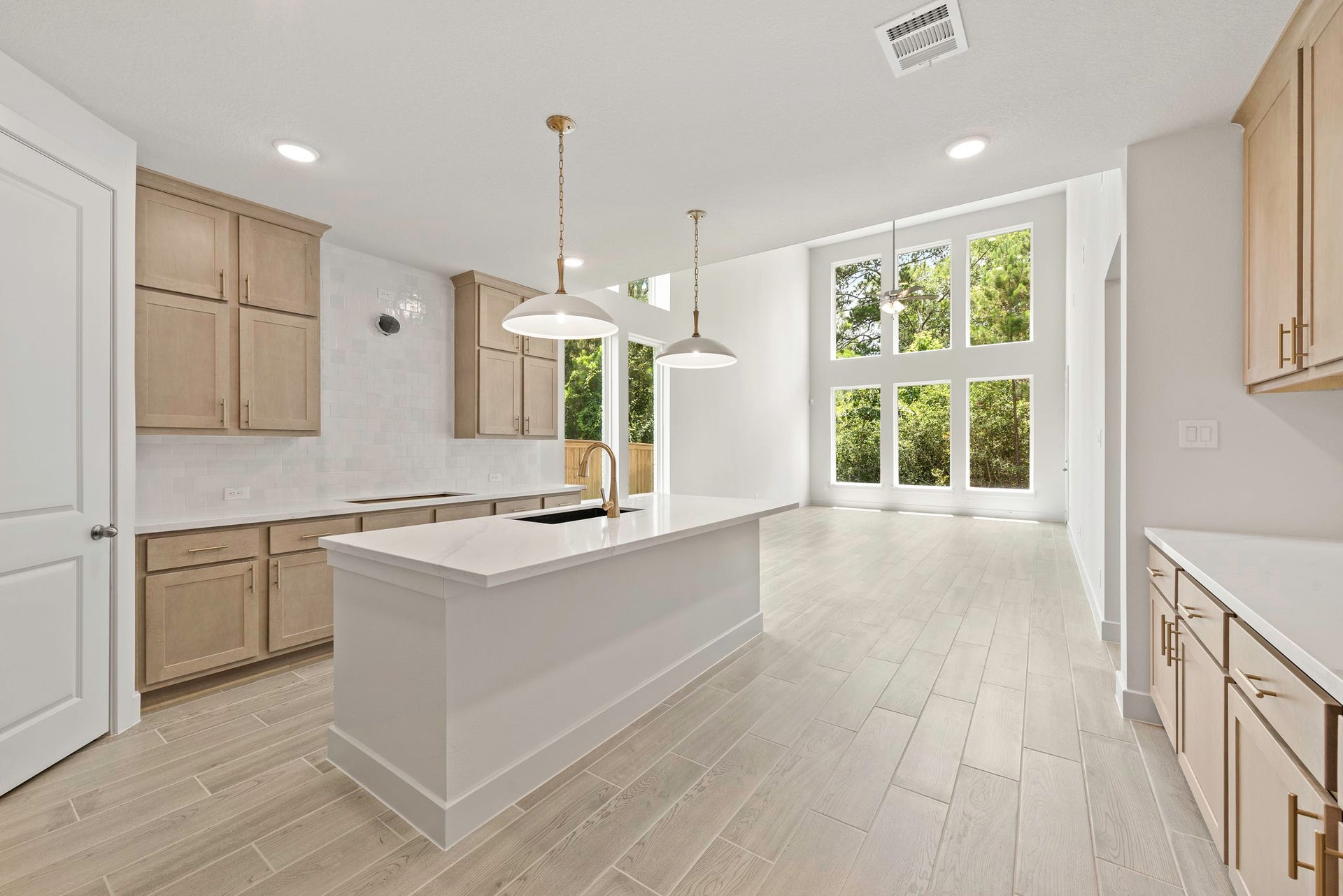 26626 West Skylight Brook Circle, Montgomery, TX 77316 26626 West Skylight Brook Circle, Montgomery, TX 77316