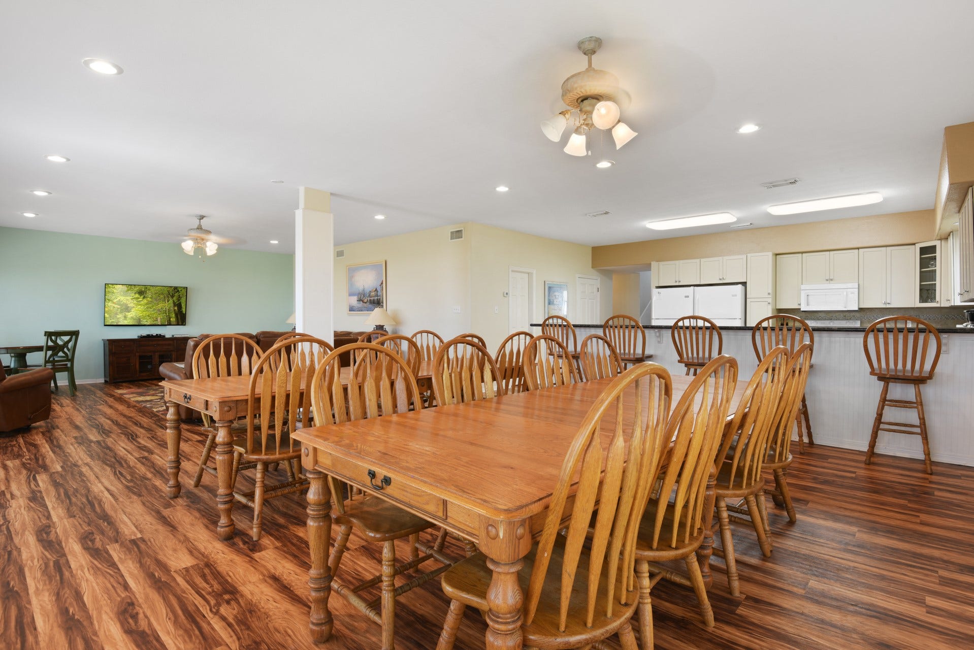 2438 Bluewater Highway, Surfside Beach, TX 77541 2438 Bluewater Highway, Surfside Beach, TX 77541