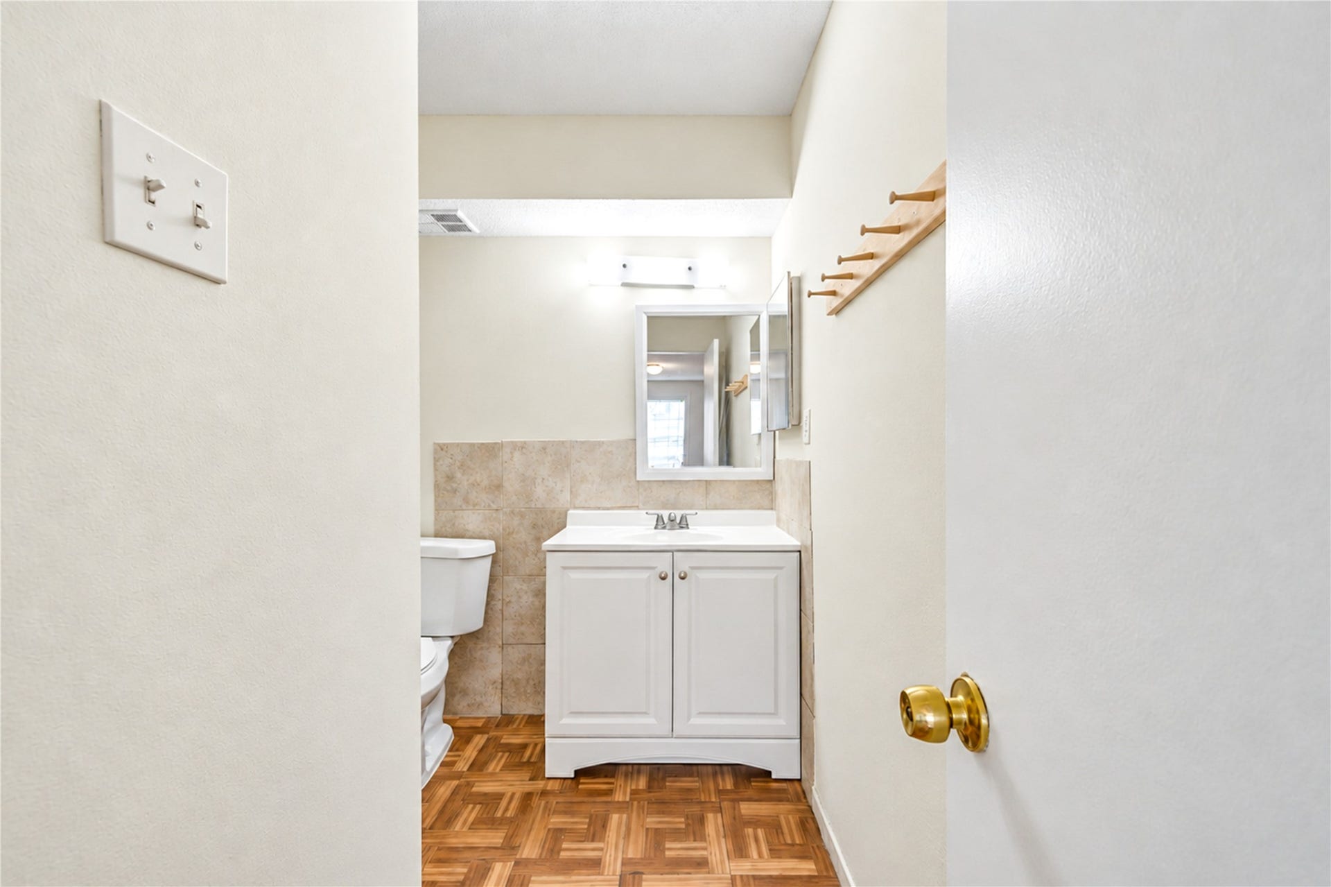 6606 De Moss Drive, #1602, Houston, TX 77074 6606 De Moss Drive, #1602, Houston, TX 77074