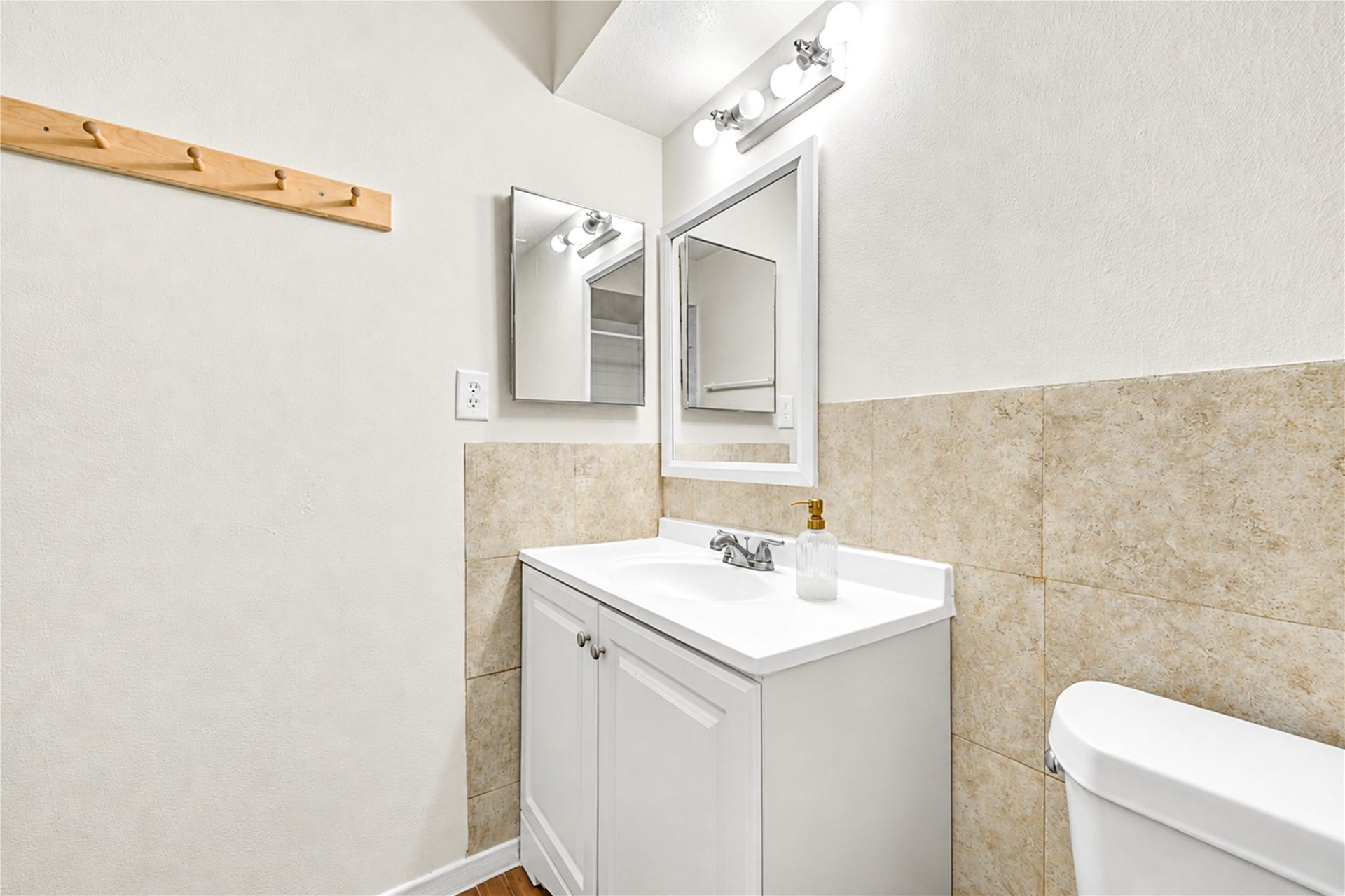 6606 De Moss Drive, #1602, Houston, TX 77074 6606 De Moss Drive, #1602, Houston, TX 77074