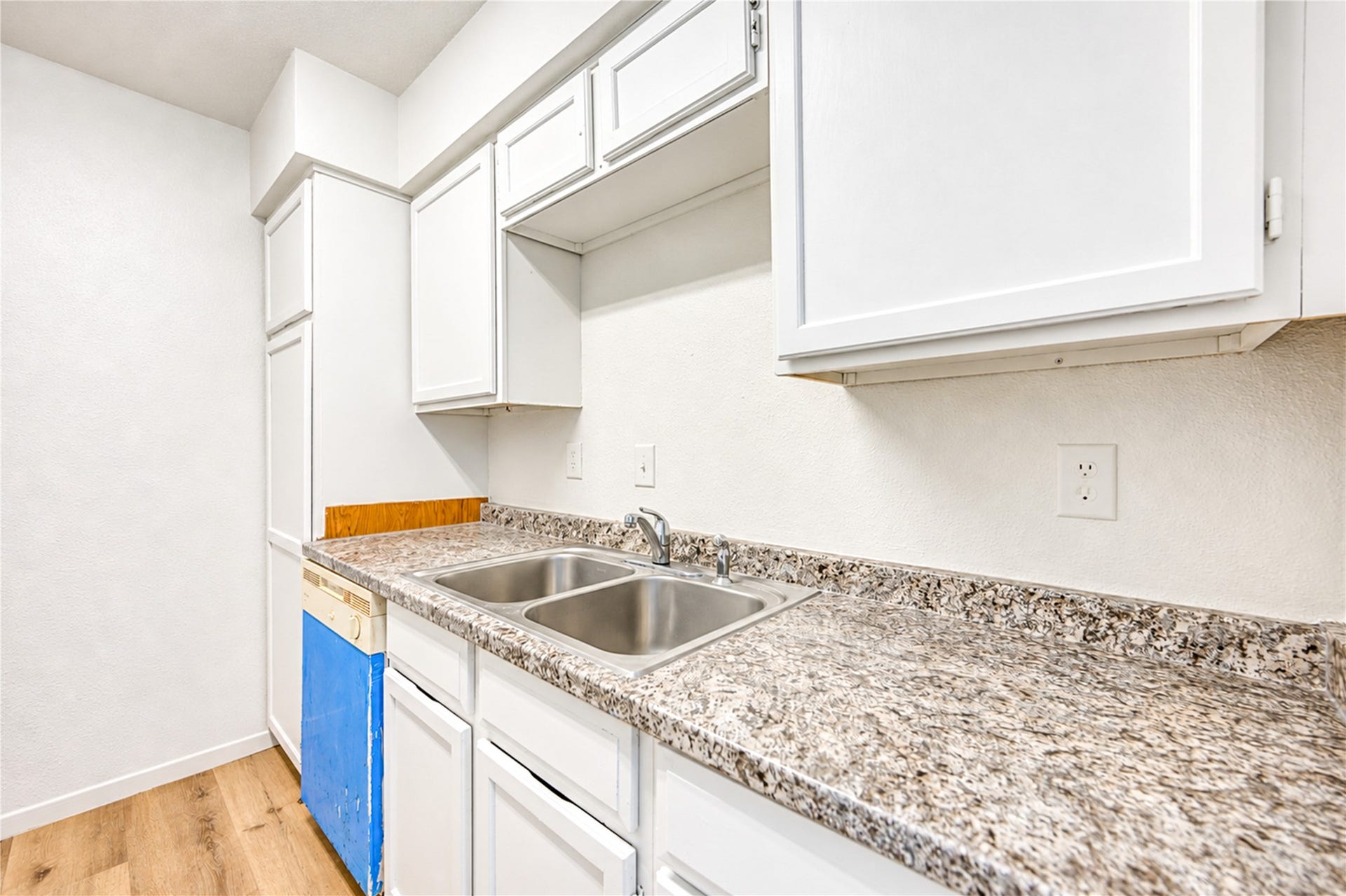 6606 De Moss Drive, #1602, Houston, TX 77074 6606 De Moss Drive, #1602, Houston, TX 77074
