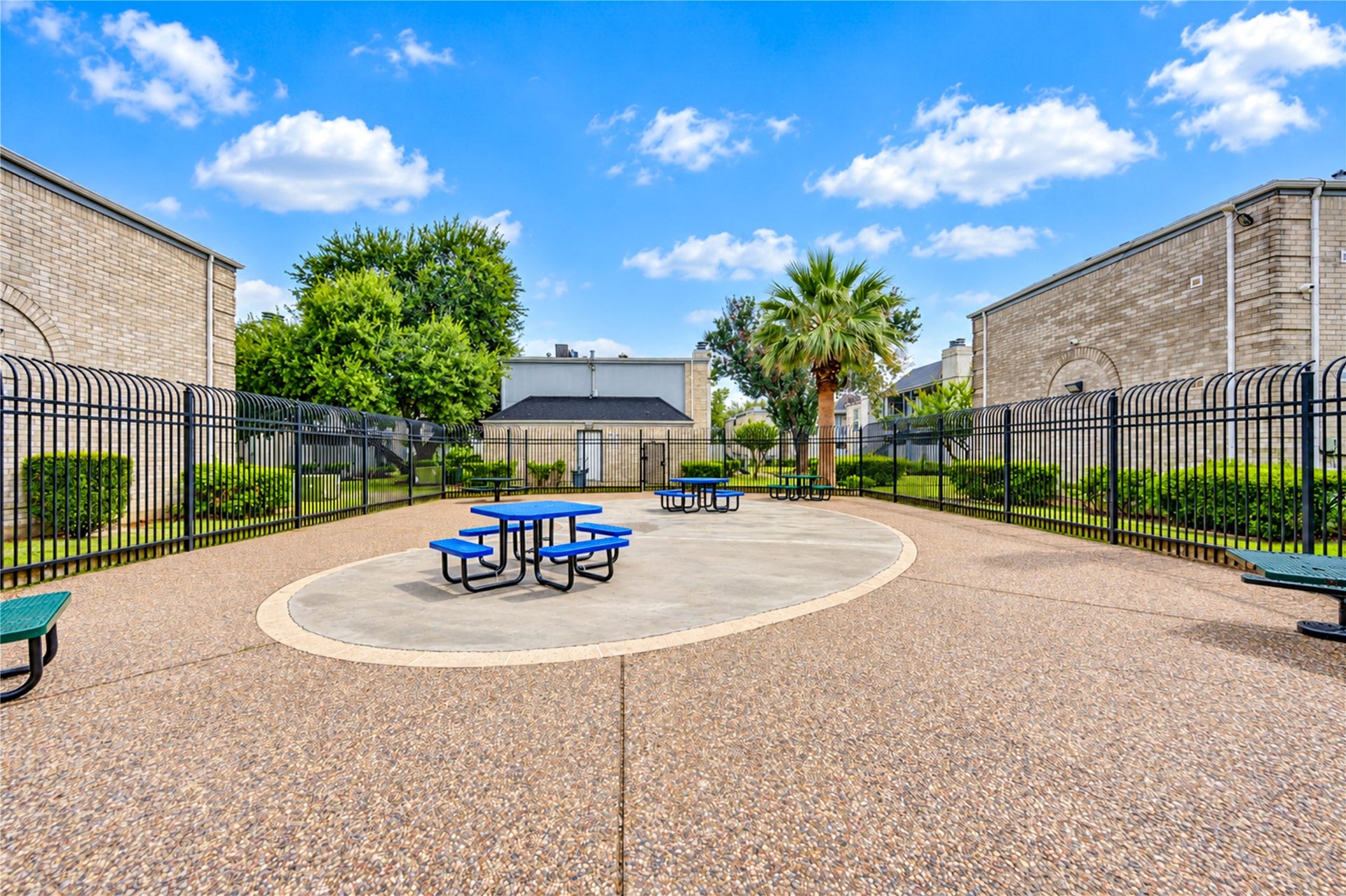 6606 De Moss Drive, #1602, Houston, TX 77074 6606 De Moss Drive, #1602, Houston, TX 77074