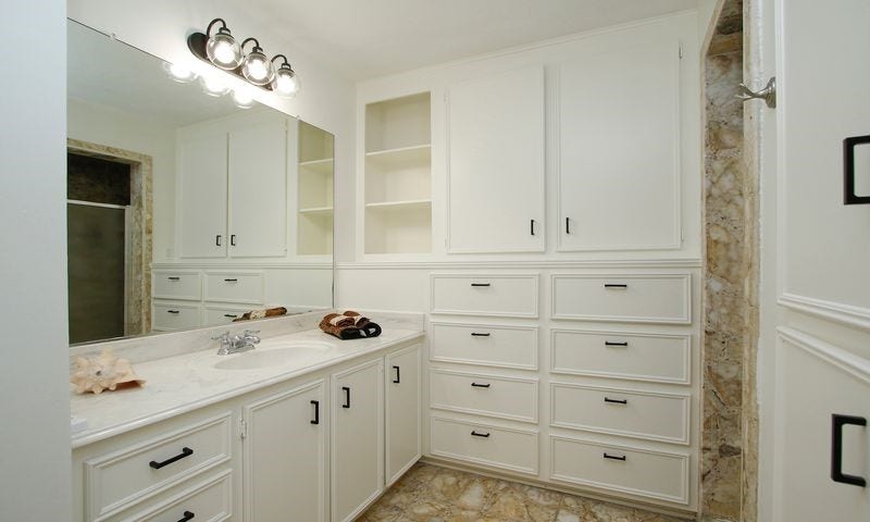 8006 Albin Lane, Houston, TX 77071 8006 Albin Lane, Houston, TX 77071