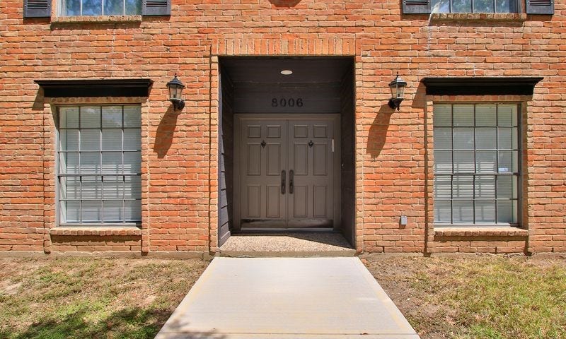 8006 Albin Lane, Houston, TX 77071 beautiful double frontdoor