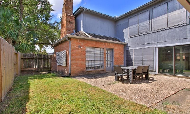8006 Albin Lane, Houston, TX 77071 8006 Albin Lane, Houston, TX 77071