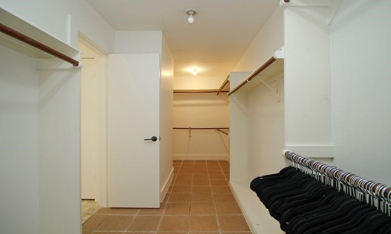 8006 Albin Lane, Houston, TX 77071 17x5.5 well designed master closet
