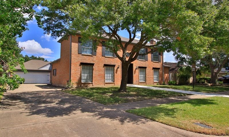 8006 Albin Lane, Houston, TX 77071 8006 Albin Lane, Houston, TX 77071