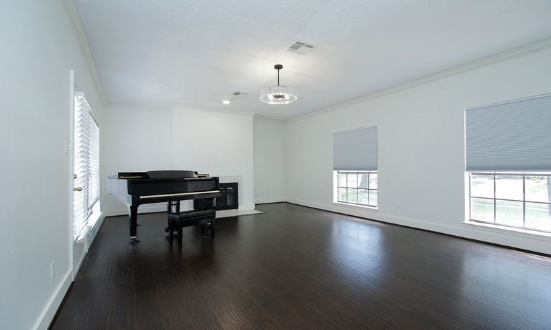 8006 Albin Lane, Houston, TX 77071 8006 Albin Lane, Houston, TX 77071