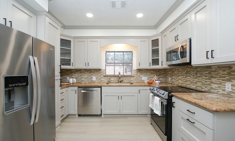 8006 Albin Lane, Houston, TX 77071 8006 Albin Lane, Houston, TX 77071