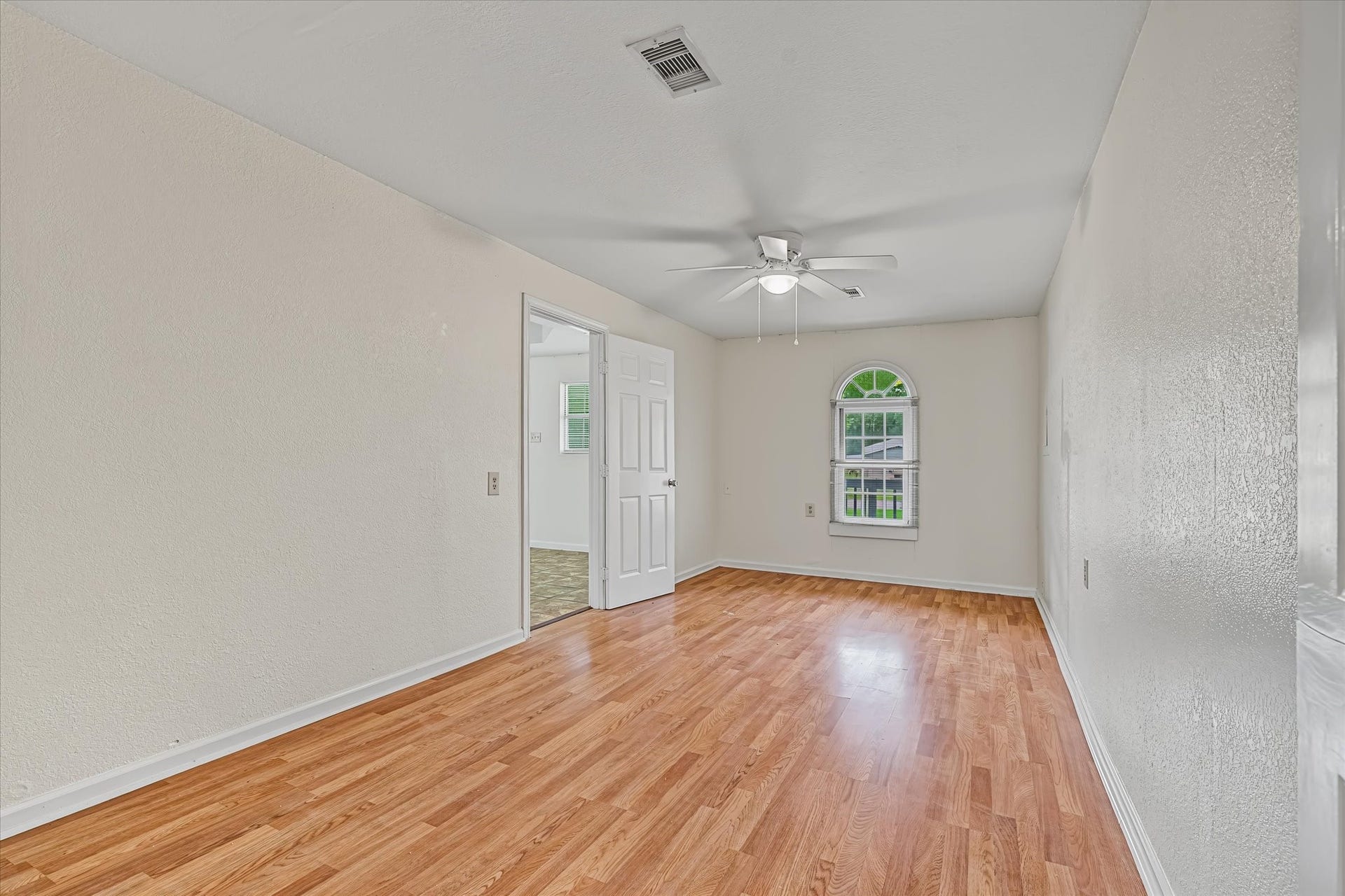 612 Harvey Street, Clute, TX 77531 612 Harvey Street, Clute, TX 77531