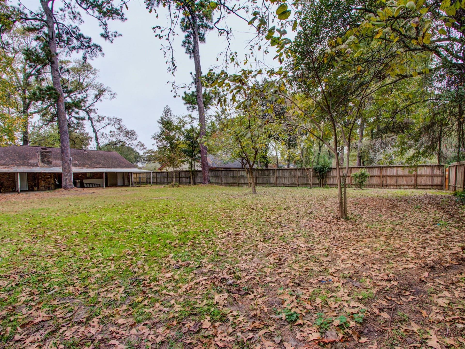 25314 Oakhurst Drive, Spring, TX 77386