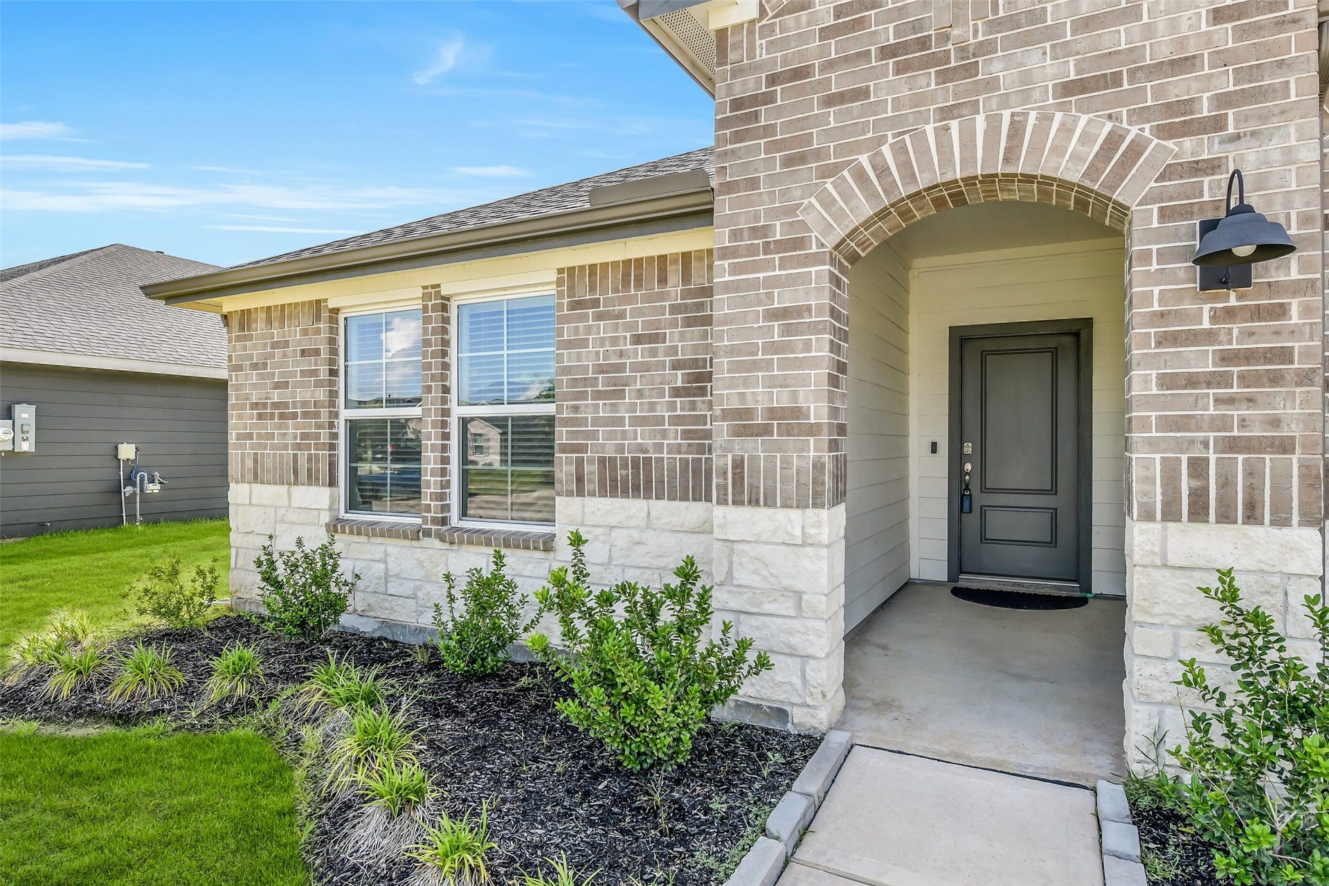 1004 Great Barracuda Lane, Alvin, TX 77511 1004 Great Barracuda Lane, Alvin, TX 77511