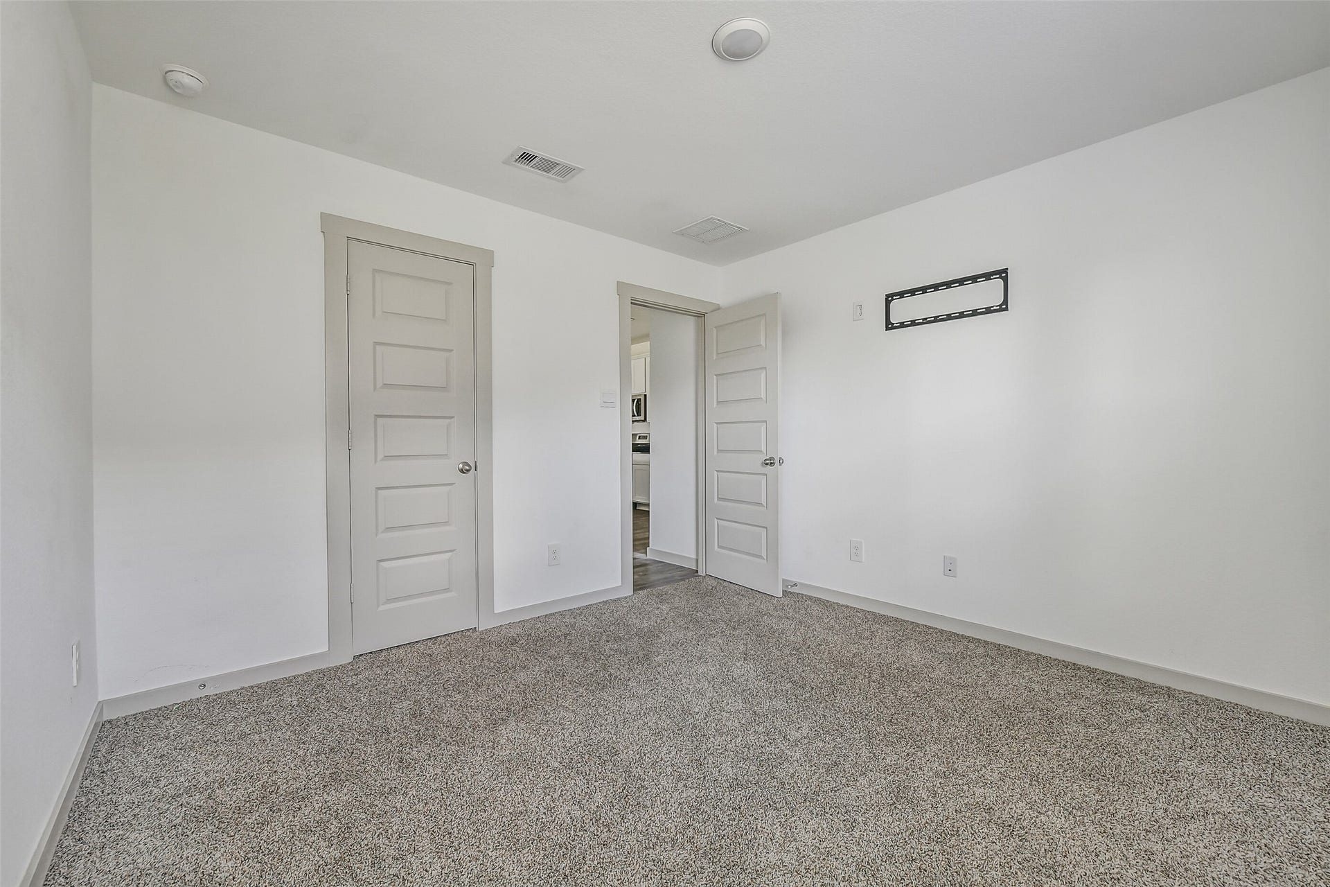 1004 Great Barracuda Lane, Alvin, TX 77511 1004 Great Barracuda Lane, Alvin, TX 77511