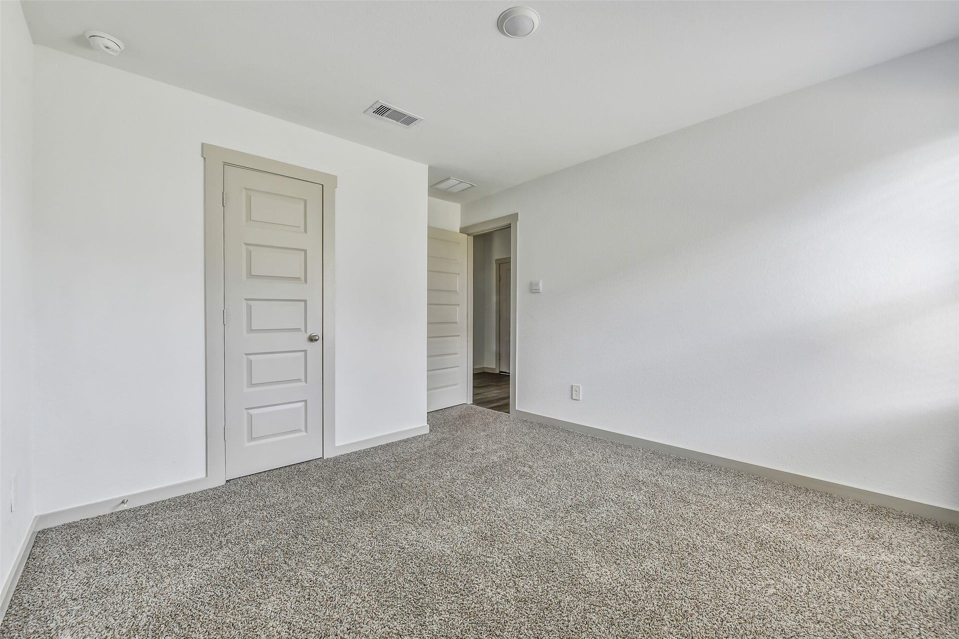 1004 Great Barracuda Lane, Alvin, TX 77511 1004 Great Barracuda Lane, Alvin, TX 77511