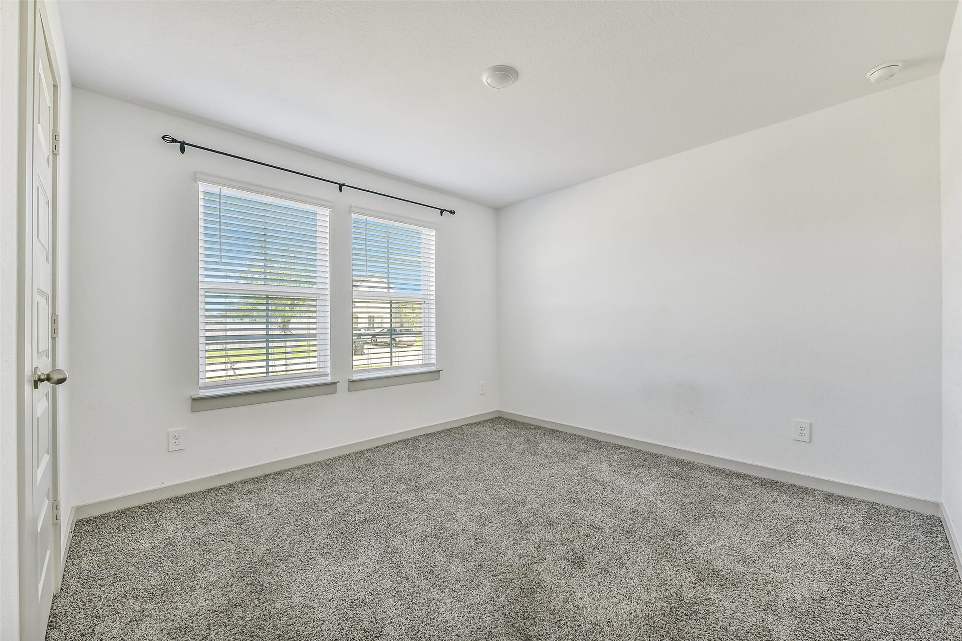 1004 Great Barracuda Lane, Alvin, TX 77511 1004 Great Barracuda Lane, Alvin, TX 77511