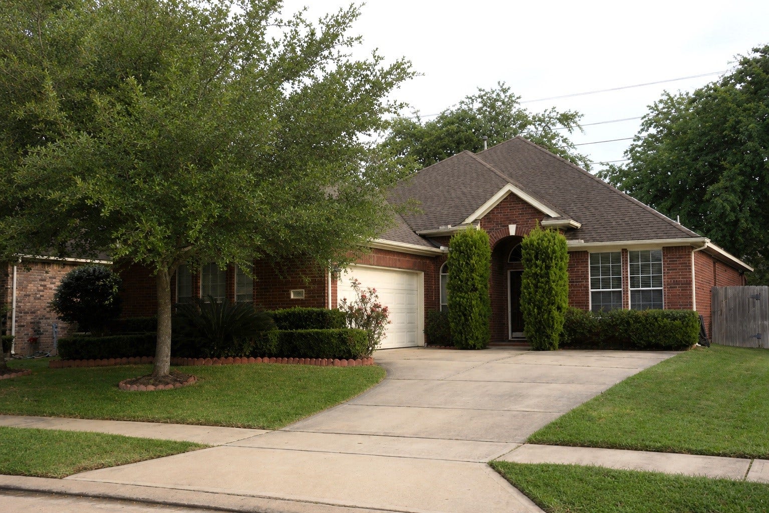 4106 Hidden Fort Lane, Missouri City, TX 77459 Welcome Home to 4106 Hidden Fort Ln!