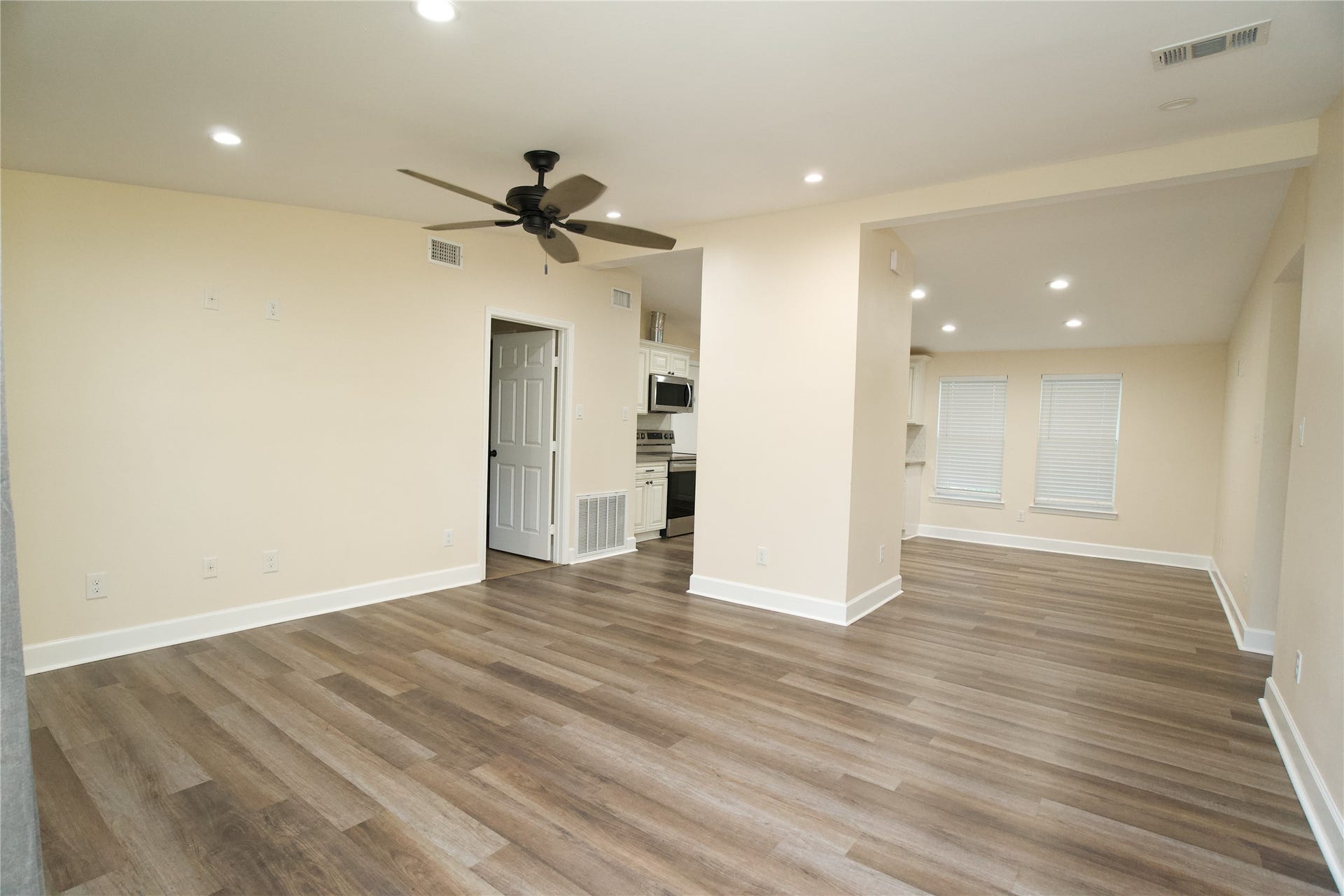 4501 Westwood Lane, Manvel, TX 77578