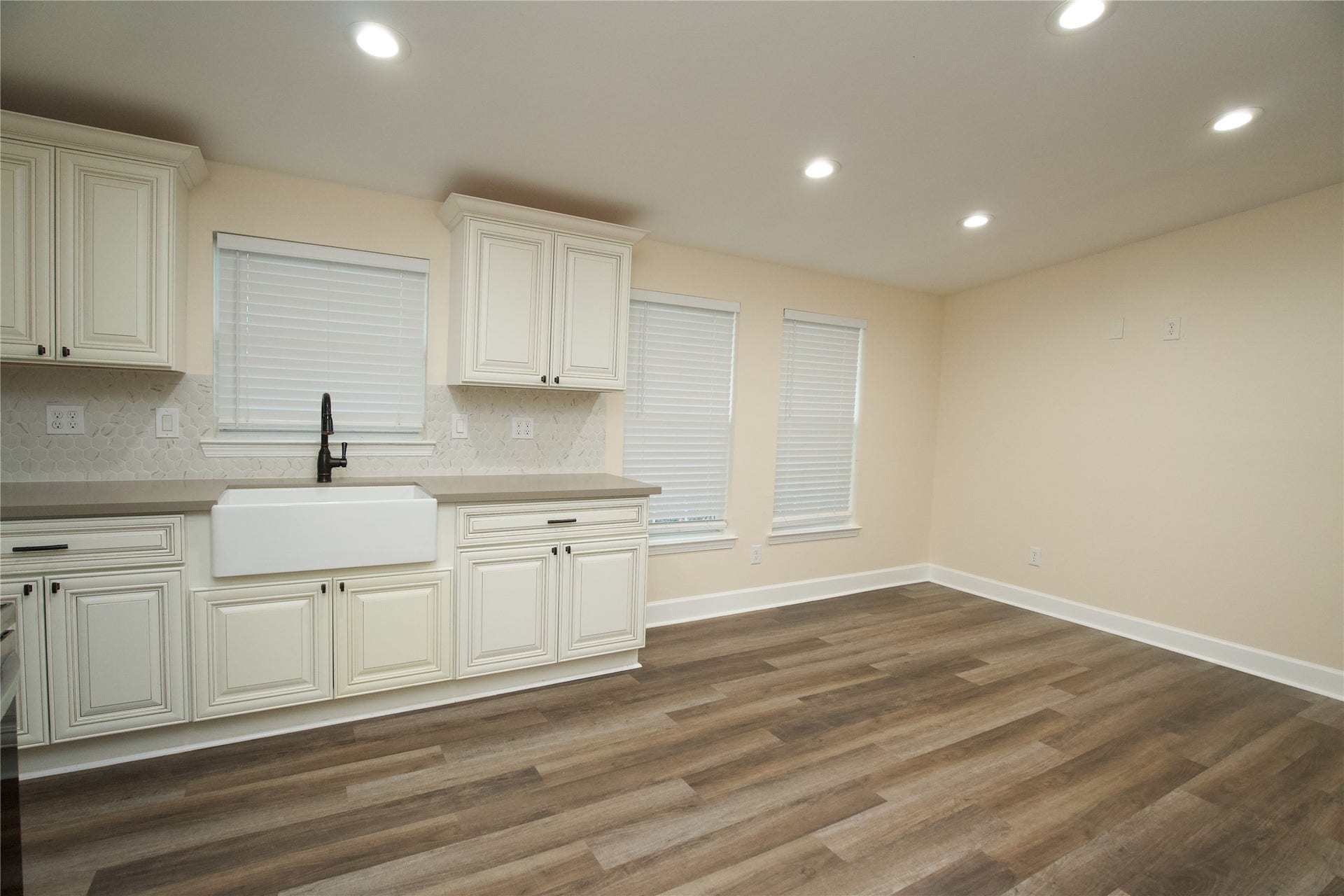 4501 Westwood Lane, Manvel, TX 77578
