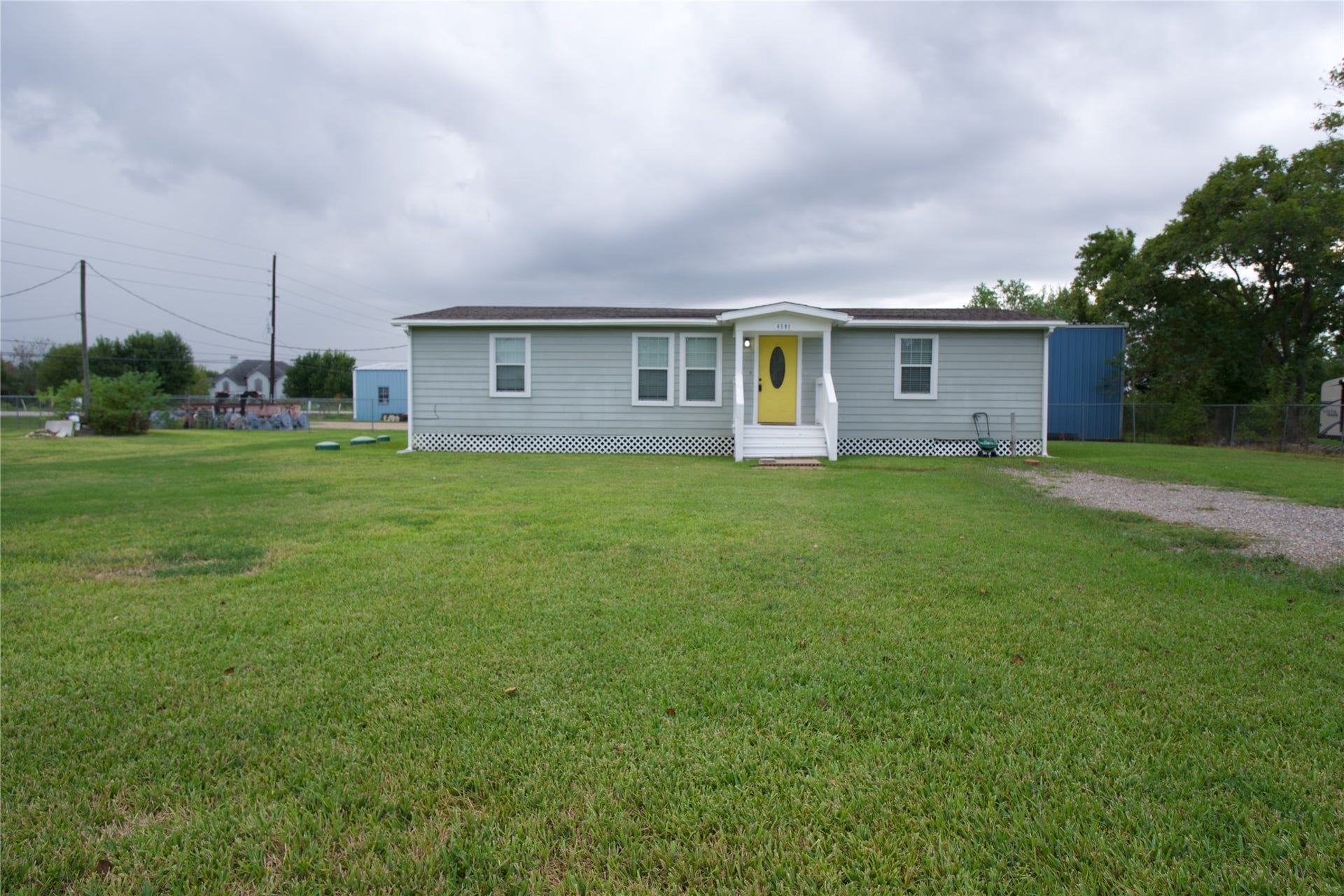 4501 Westwood Lane, Manvel, TX 77578