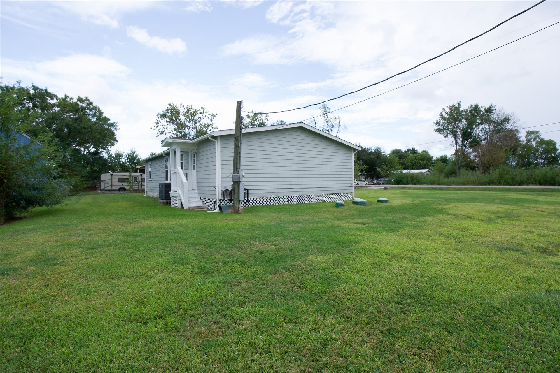 4501 Westwood Lane, Manvel, TX 77578