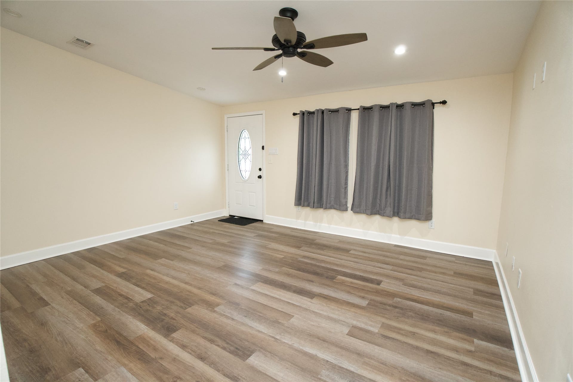 4501 Westwood Lane, Manvel, TX 77578