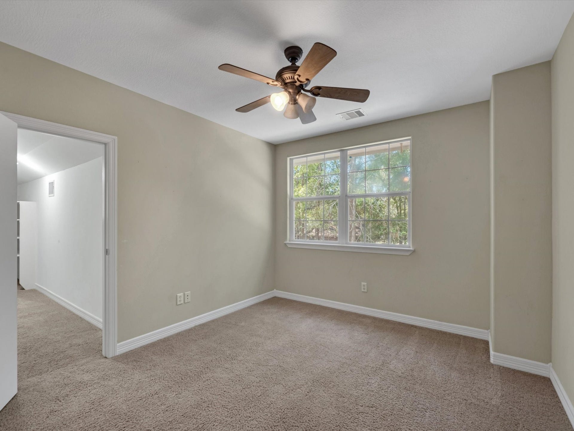 510 Vista Del Lago Drive, Huffman, TX 77336 510 Vista Del Lago Drive, Huffman, TX 77336