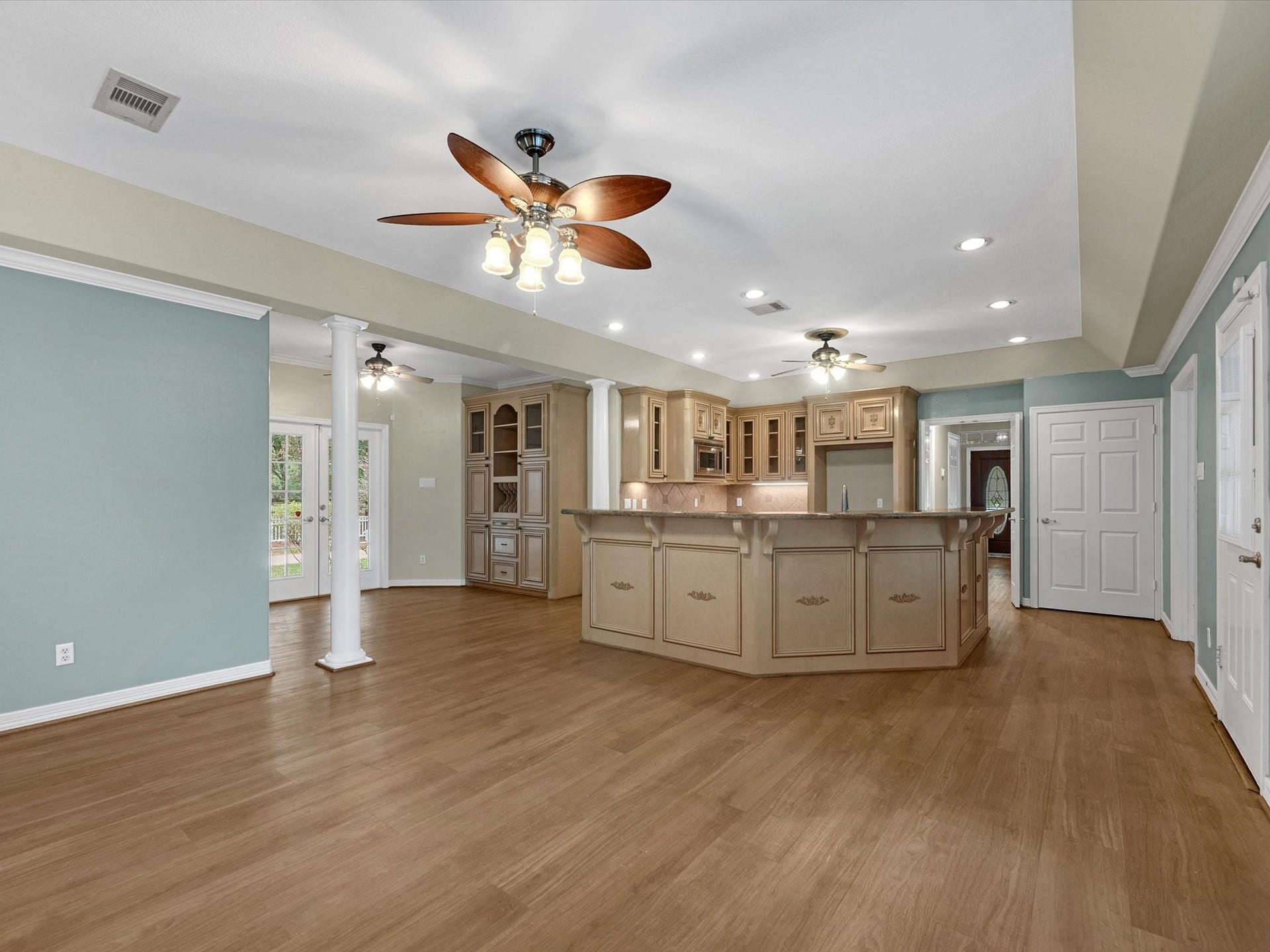 510 Vista Del Lago Drive, Huffman, TX 77336 510 Vista Del Lago Drive, Huffman, TX 77336
