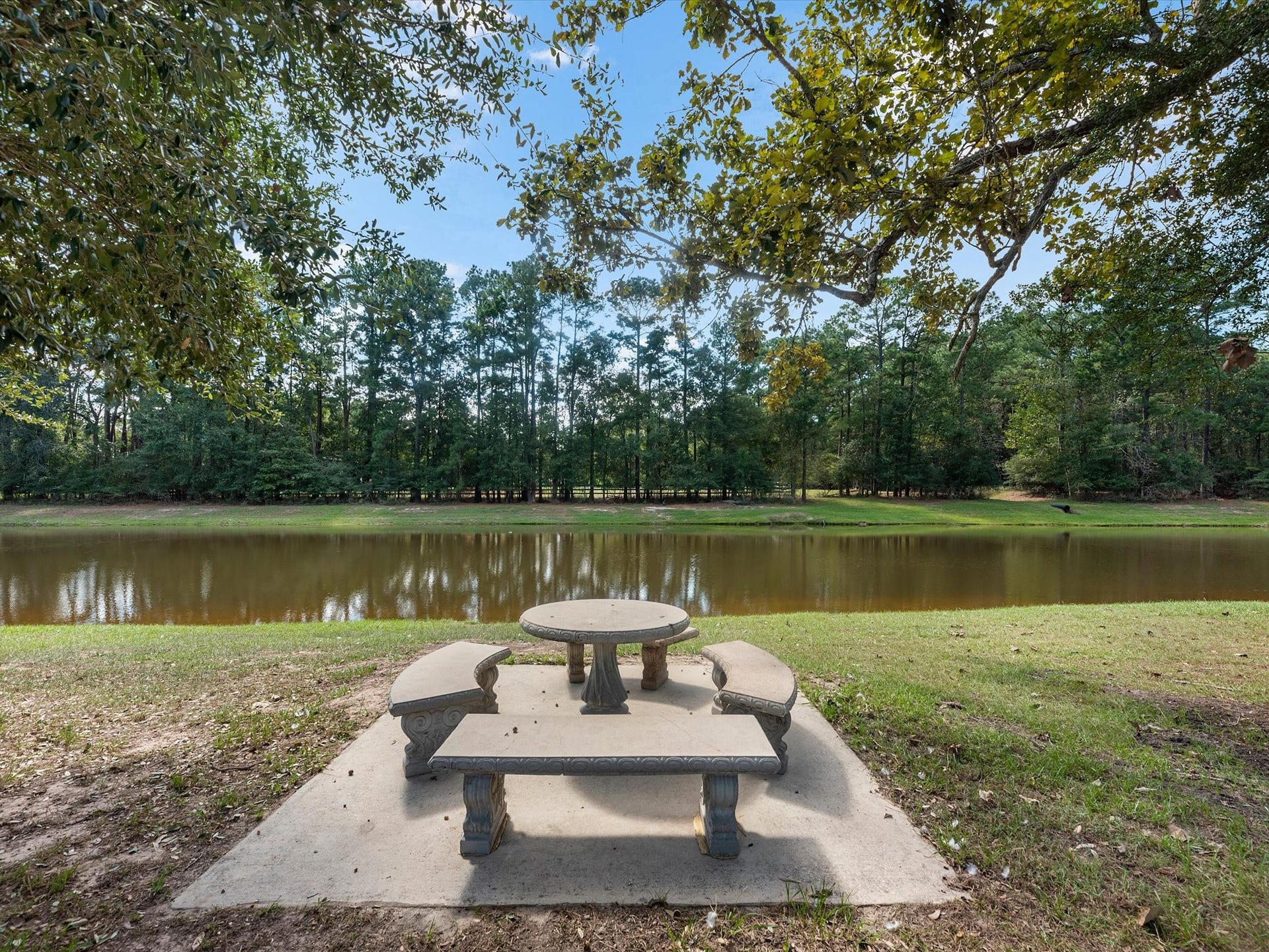510 Vista Del Lago Drive, Huffman, TX 77336 510 Vista Del Lago Drive, Huffman, TX 77336