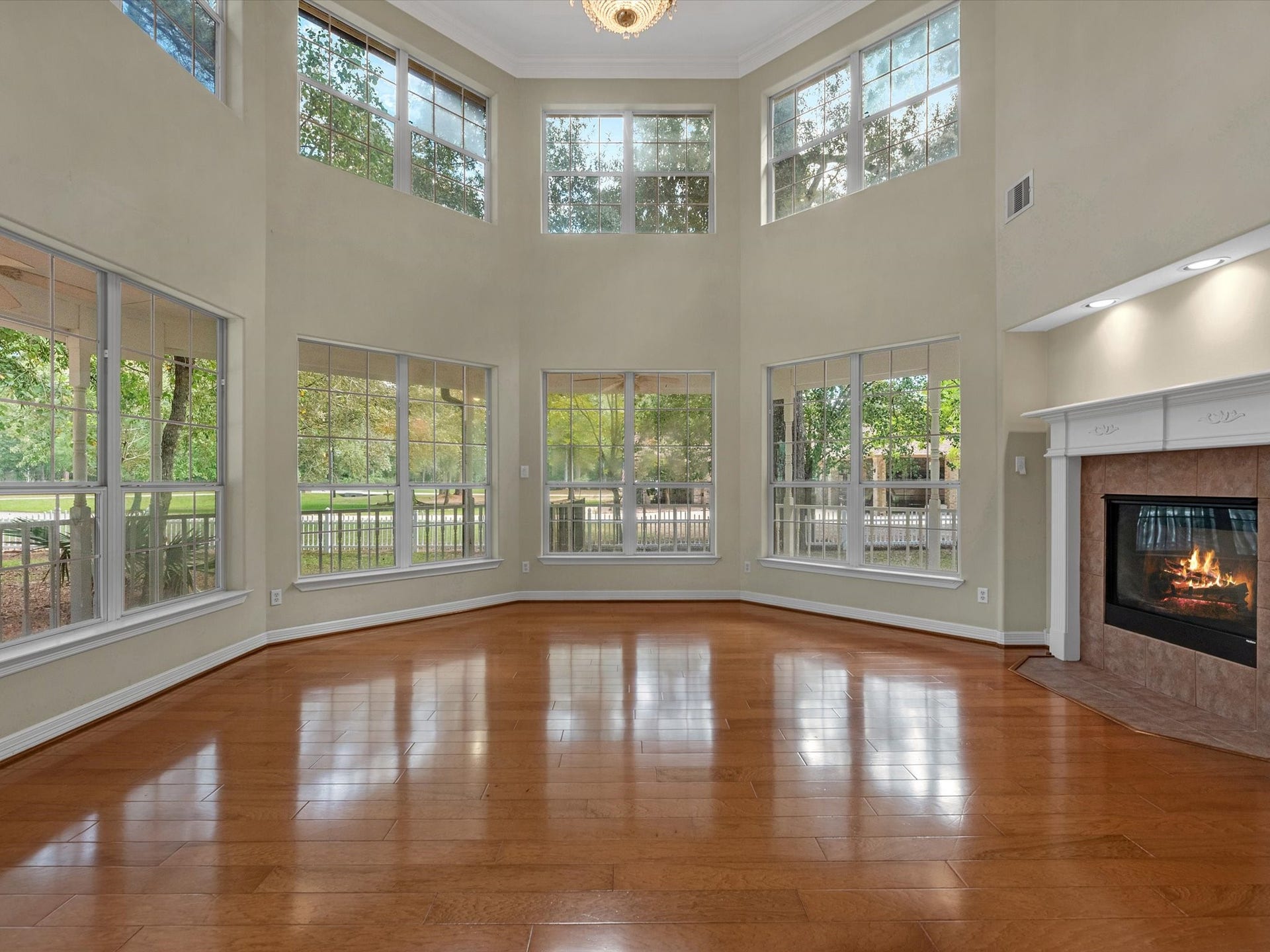 510 Vista Del Lago Drive, Huffman, TX 77336 510 Vista Del Lago Drive, Huffman, TX 77336