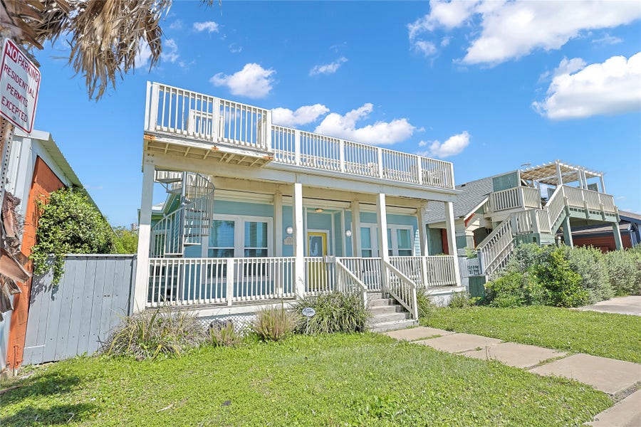 Property photo for 2610 Avenue Q 1/2, Galveston, TX