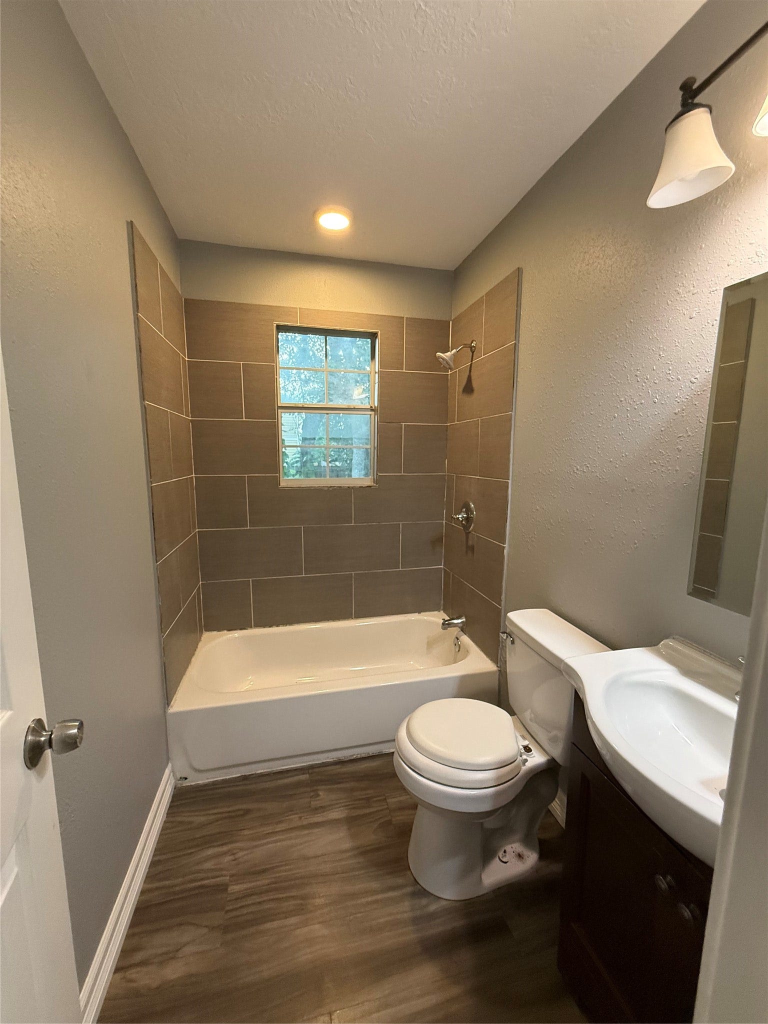 4308 6th Street, Bacliff, TX 77518 4308 6th Street, Bacliff, TX 77518