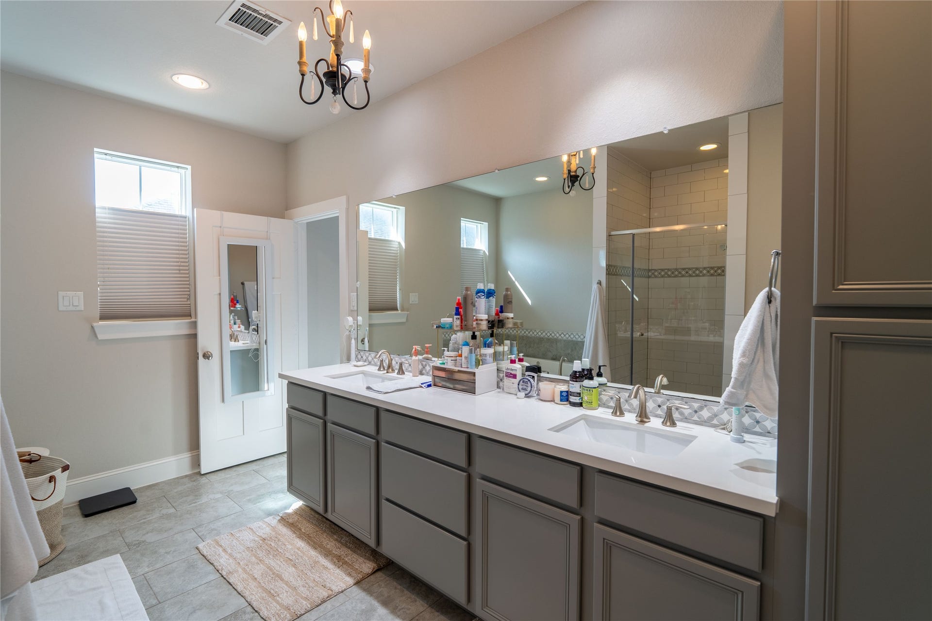 3009 Bell Street, #B, Houston, TX 77003 3009 Bell Street, #B, Houston, TX 77003
